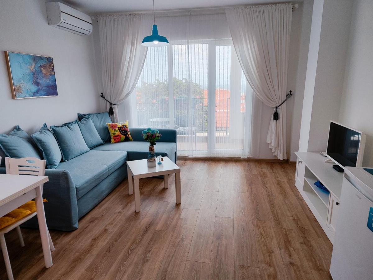 Raya Central Obzor Exterior photo